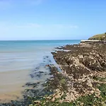 Island View Дом отдыха *