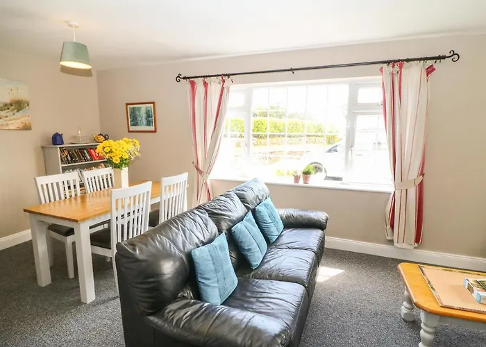 Semesterbostad Island View *